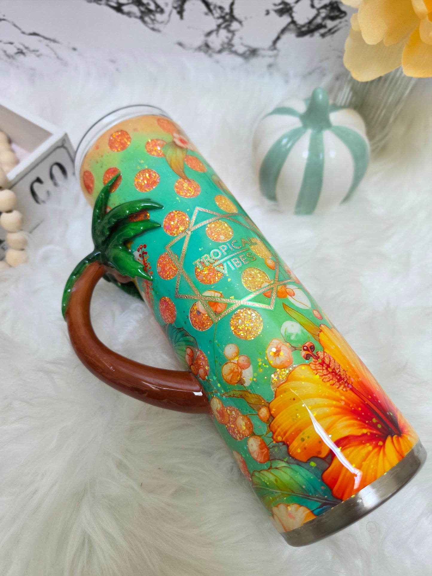 30 oz Tropical Vibes Tumbler with 3D Palm Tree Handle The Excellence's Store